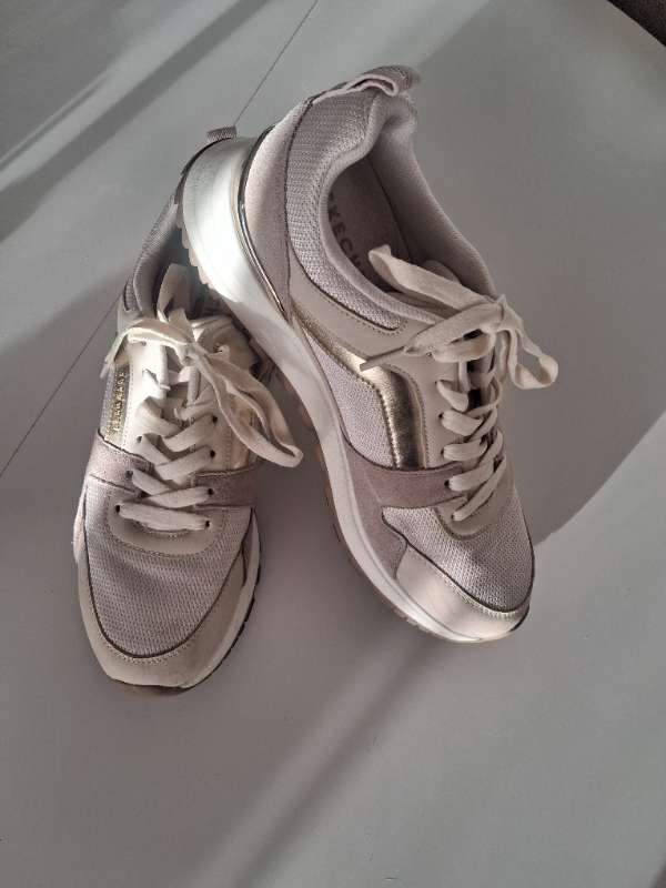 Sketcher skól