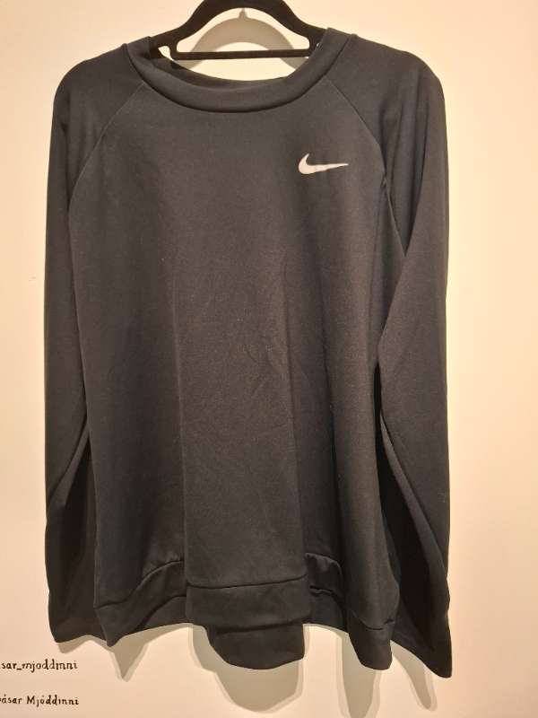 Nike langerma bolur