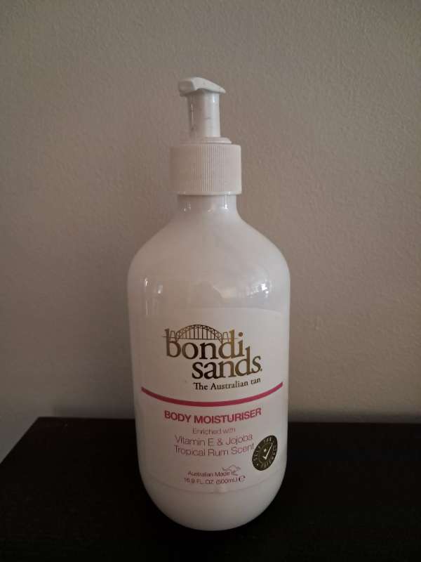 E Bondi Sand body lotion