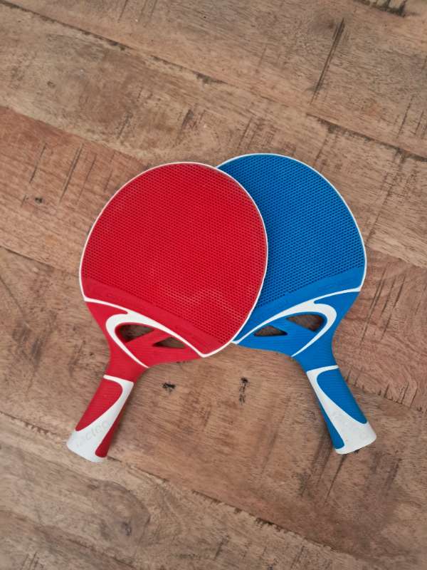 E Borðtennis spsðar nýjir