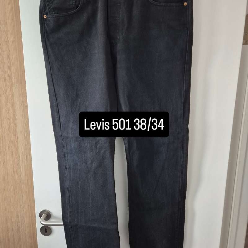 Levi’s 501 svartar gallabuxur