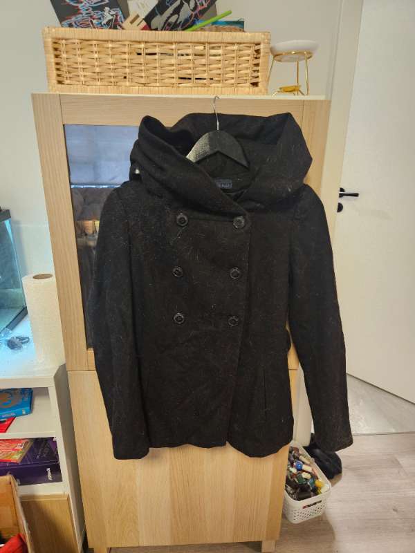 Svört kápa EÞC