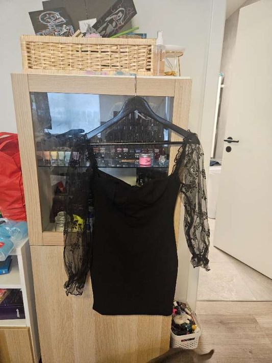 Svartur mini kjòll Eþc