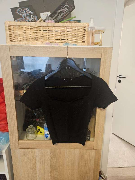 Svartur bolur Eþc
