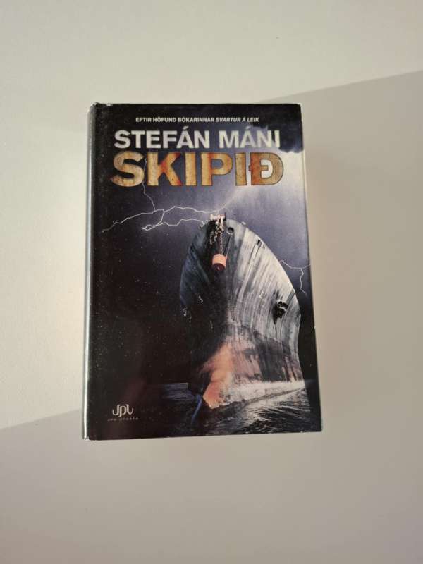 Skipið - Stefán Máni