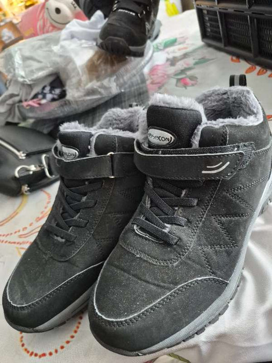 Ice skates