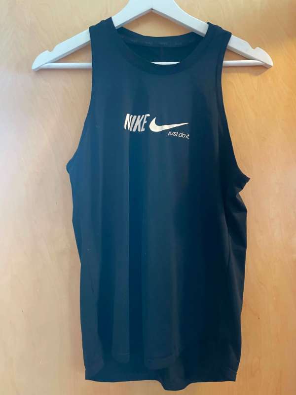 nike hlýrabolur