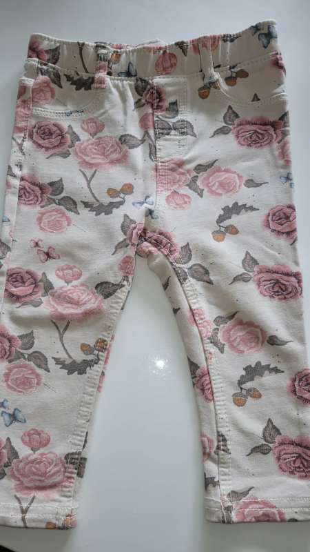 H&M rósóttar leggings