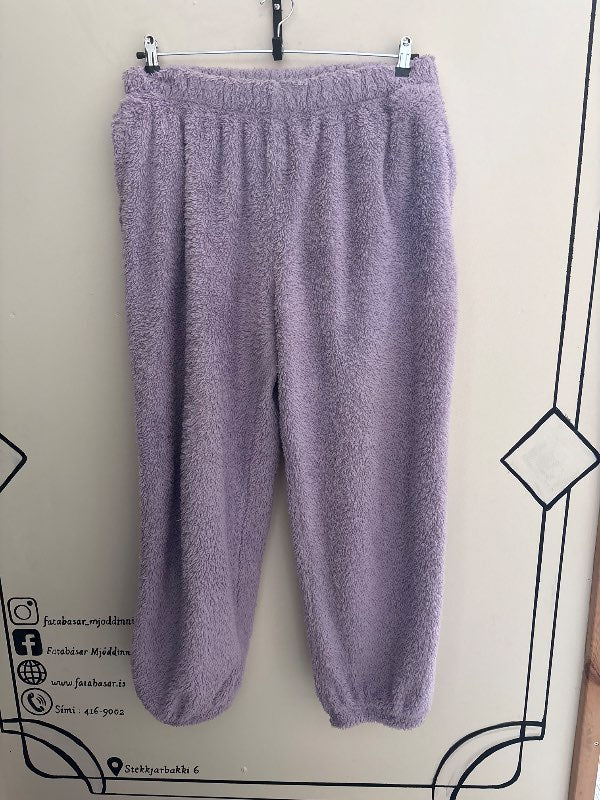 Buxur fjólubláar Fasion nova