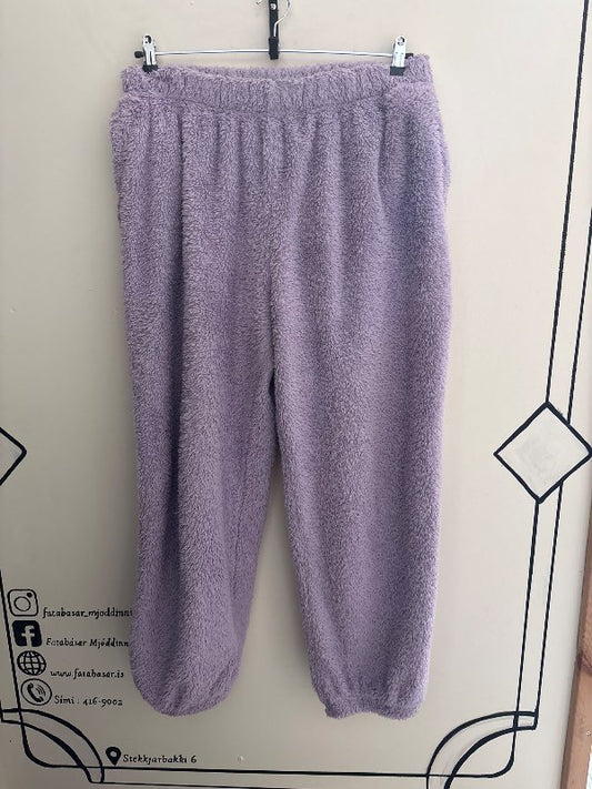 Buxur fjólubláar Fasion nova