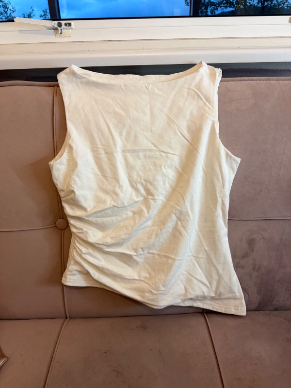 Missguided white top