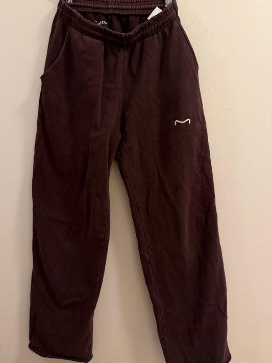 Metta brúnar joggingbuxur