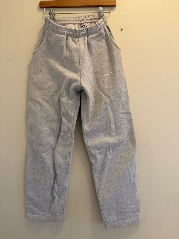 Metta grey sweatpants