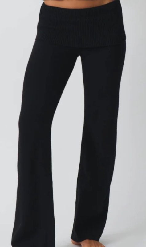 Gina Tricot útvíðar buxur