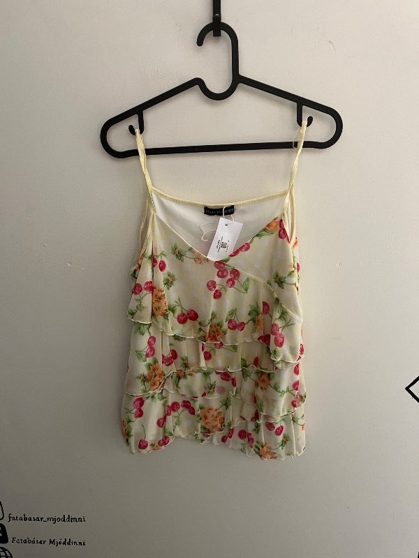 Vintage cherry toppur