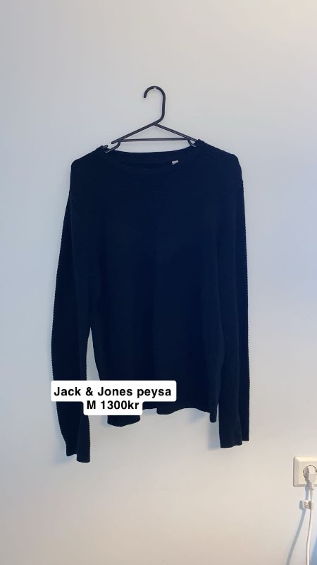 Jack &amp; Jones peysa M 1300