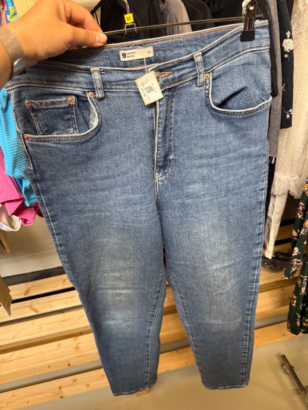 Gina Tricot galabuxur