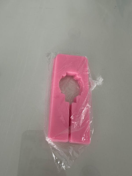 5 bleik skilrúm á fataslá nýtt