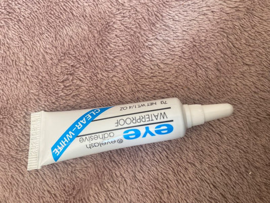 Eyelash glue