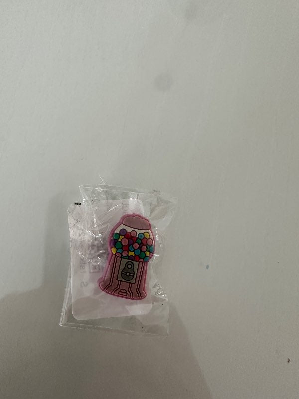 Tyggjókúlu crocs skraut