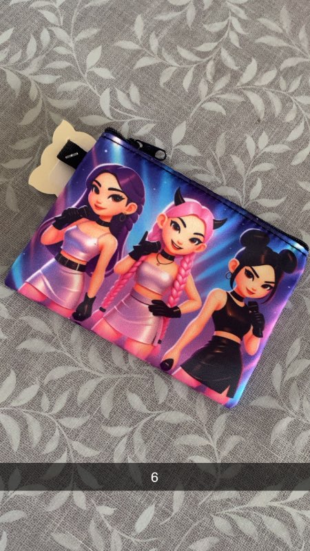 K-pop budda lítil