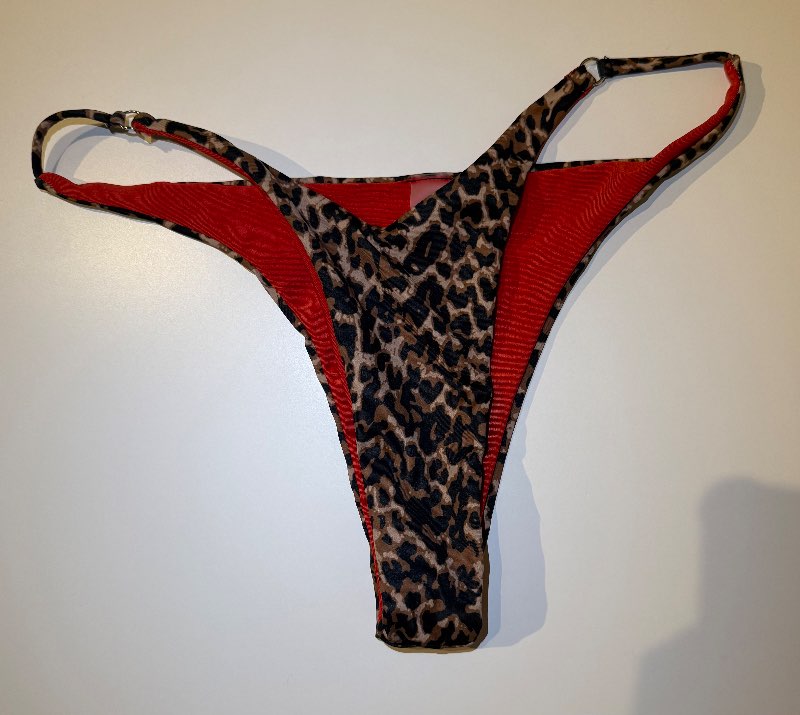 Hlébarða bikini buxur