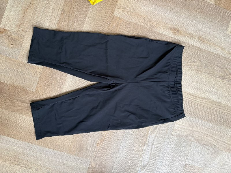 Capri buxur