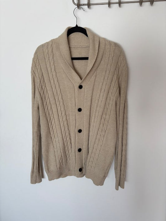 Beige prjónpeysa