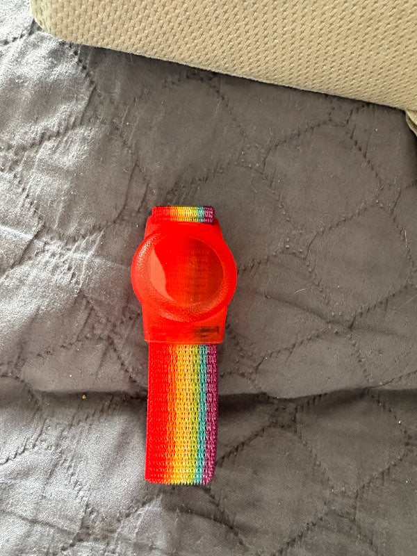 Röndótt armband fyrir airtag nýtt
