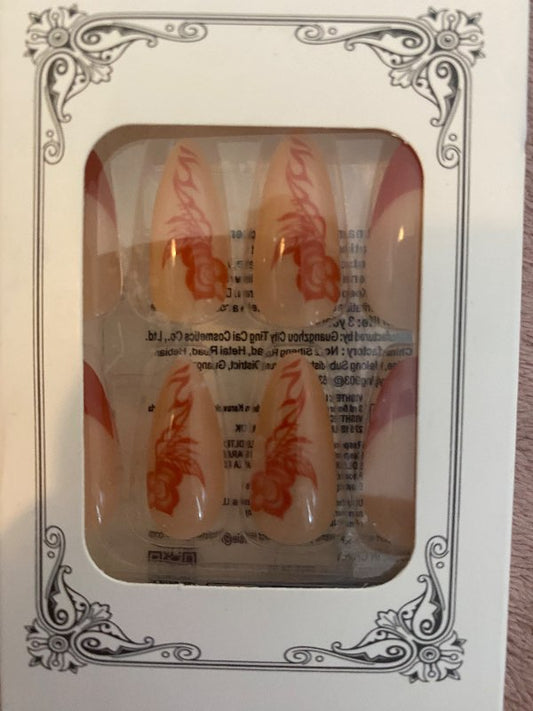 Press on nails