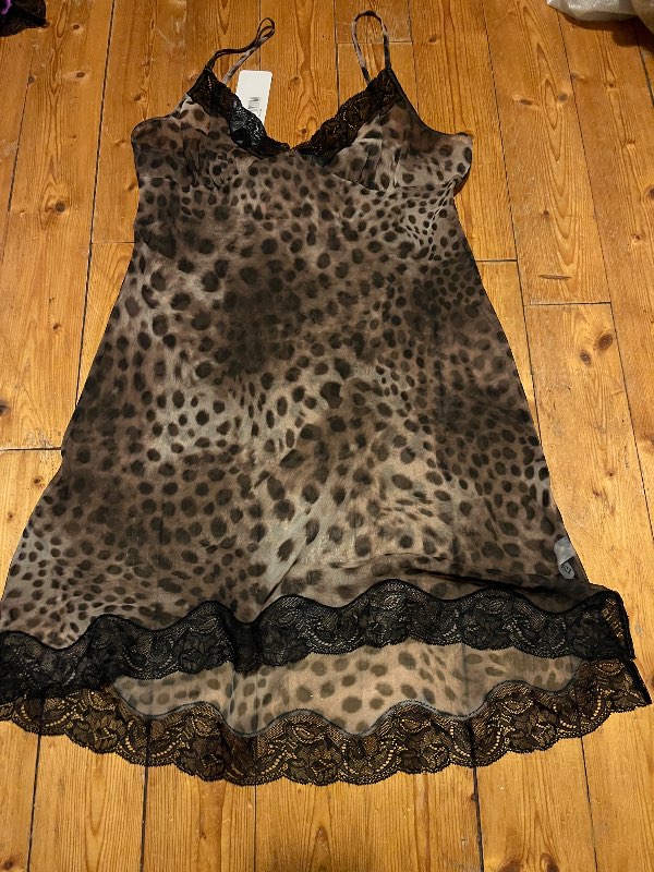 Sierlei brun mynstraður nattkjoll