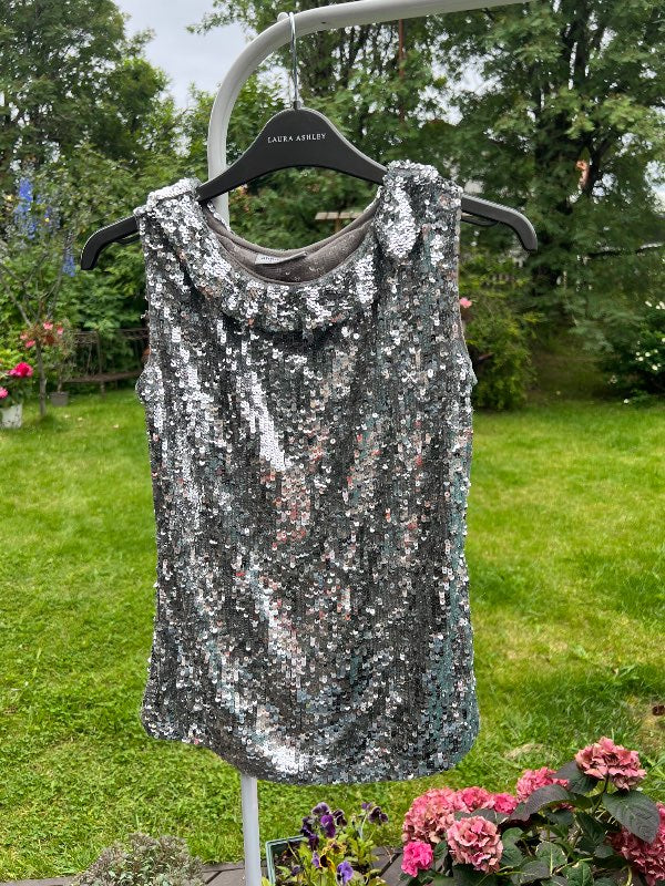Pallíettu bolur