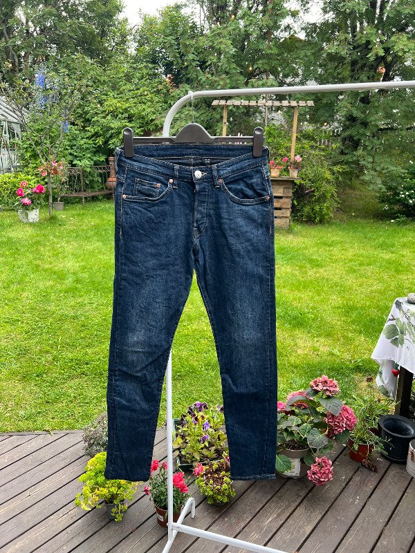 Skinny jeans
