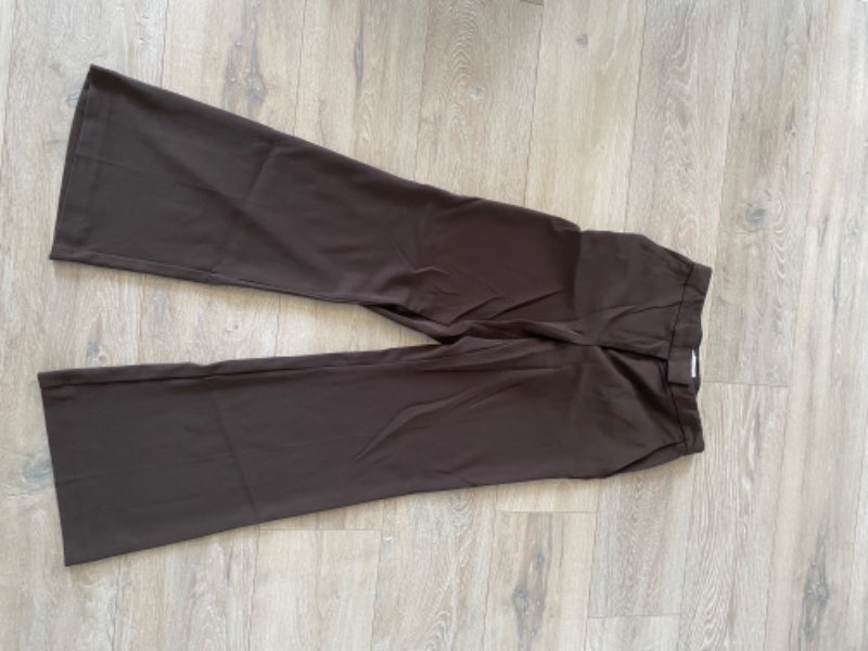 Brúnar hm buxur