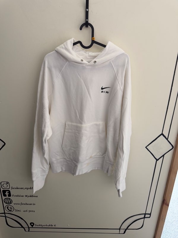KK Nike Air hettupeysa hvít