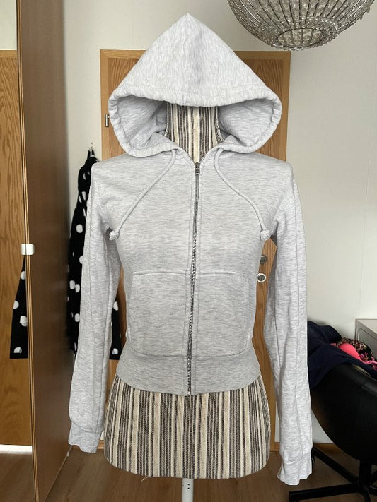 H&m peysa