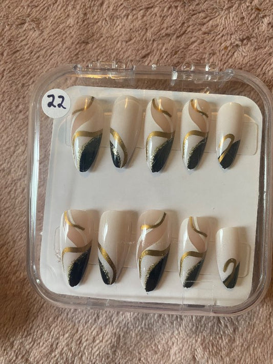 Press on nails