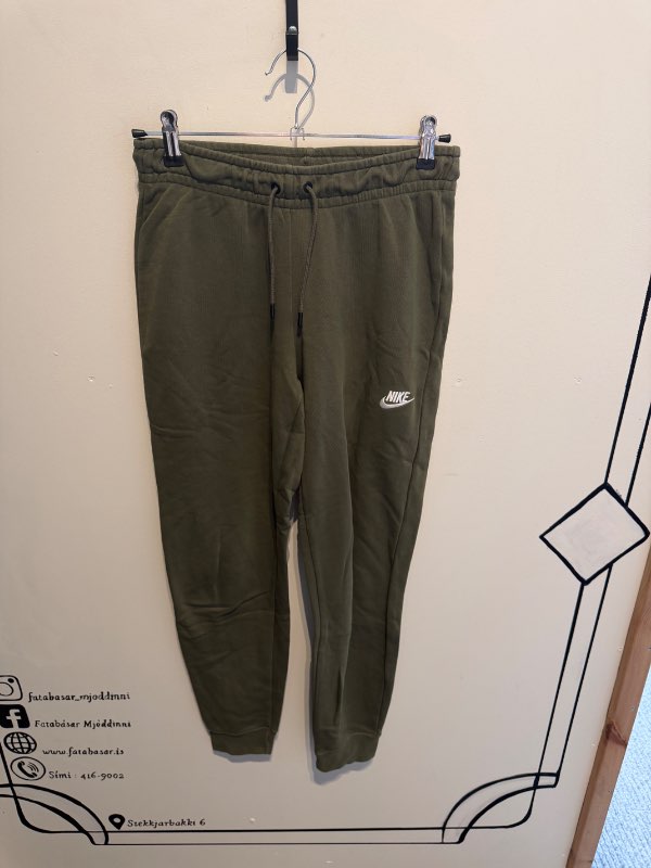 Nike Club grænar buxur