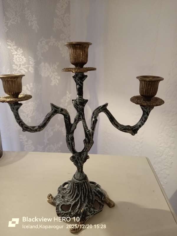 Þriggja arma kertastjaki messing eða kopar