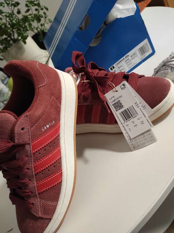 Adidas nýt