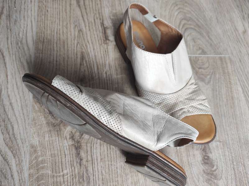 Leður píanó sandalar, 38
