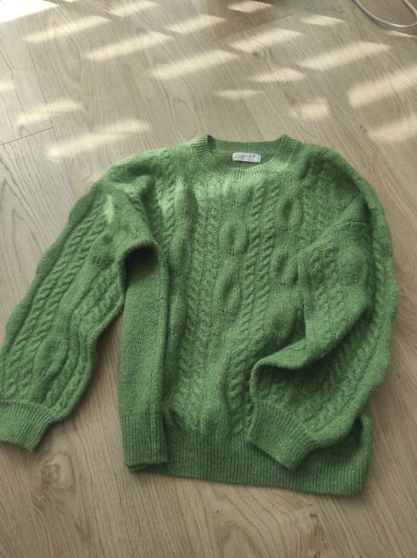 Grænn ullarpeysa L