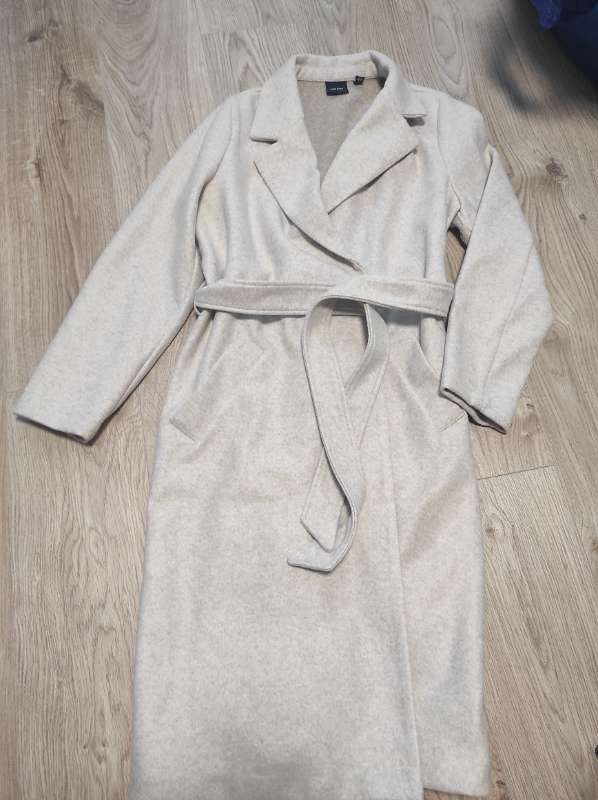 Kápa Vero moda laus nyt XL