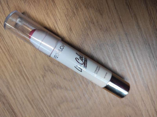Cheek blush lipstick