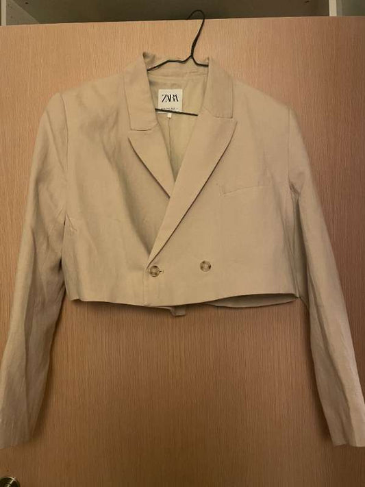 Jakki Zara stuttur, ljós