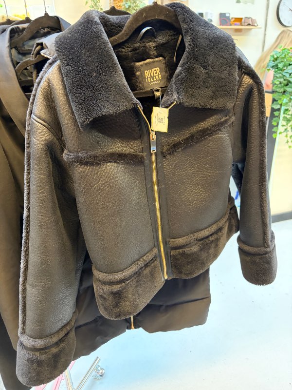 River Island jakki