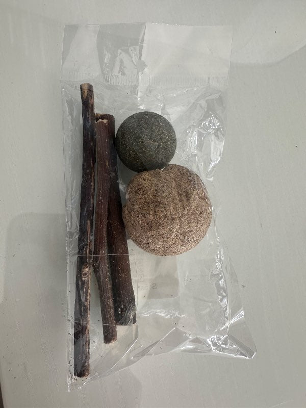 Kisu nammi pakki 2 kúlur+3 greinar
