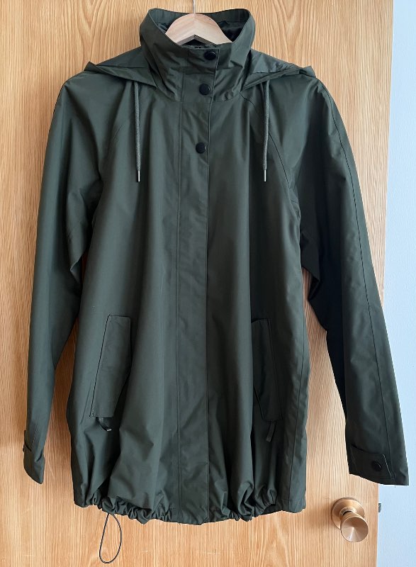 Helly Hansen vind-& regn jakki; Grænb