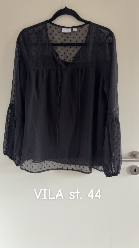 Vila skyrta með doppum
