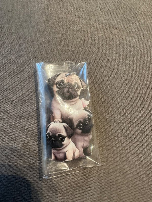 3 pug lyklakippa